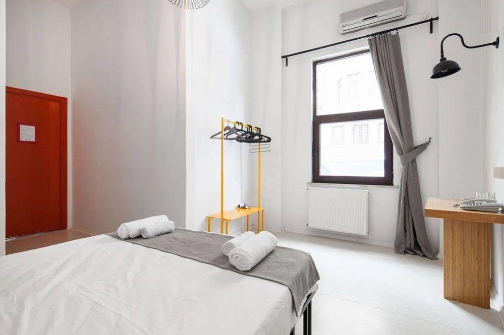 Melek Hotels Pera Istanbul Exterior photo